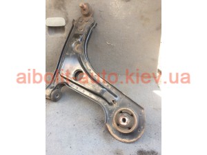 Рычаг передний правый лачетти